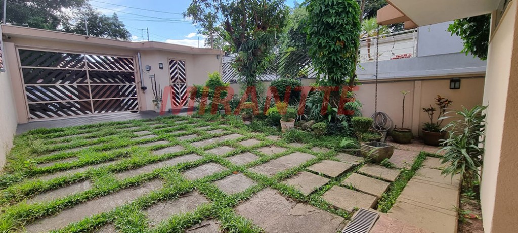 Sobrado de 180m² com 3 quartos em Tremembe