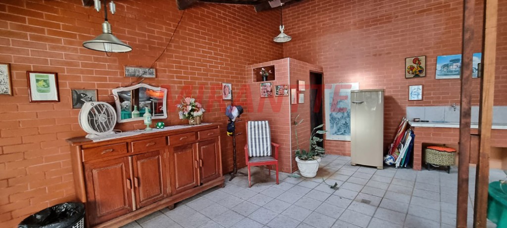 Sobrado de 180m² com 3 quartos em Tremembe