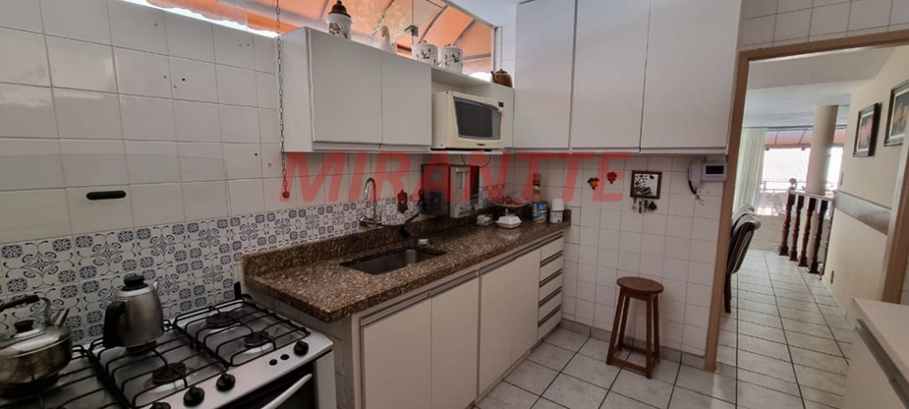 Sobrado de 180m² com 3 quartos em Tremembe
