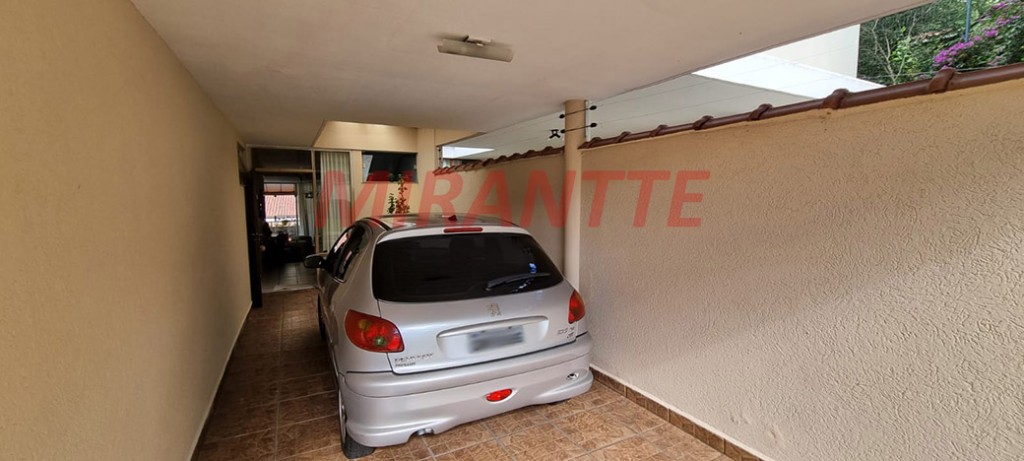 Sobrado de 180m² com 3 quartos em Tremembe