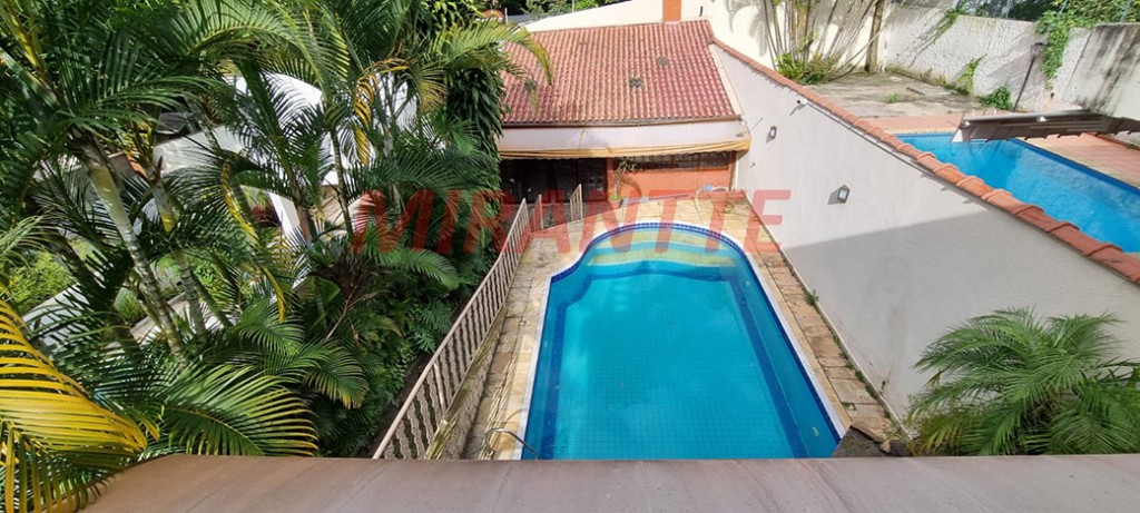 Sobrado de 180m² com 3 quartos em Tremembe