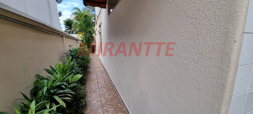 Sobrado de 180m² com 3 quartos em Tremembe