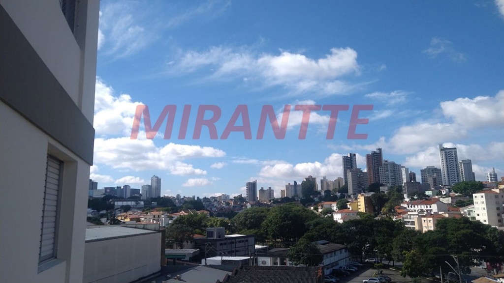 Apartamento de 74m² com 3 quartos em Água Fria