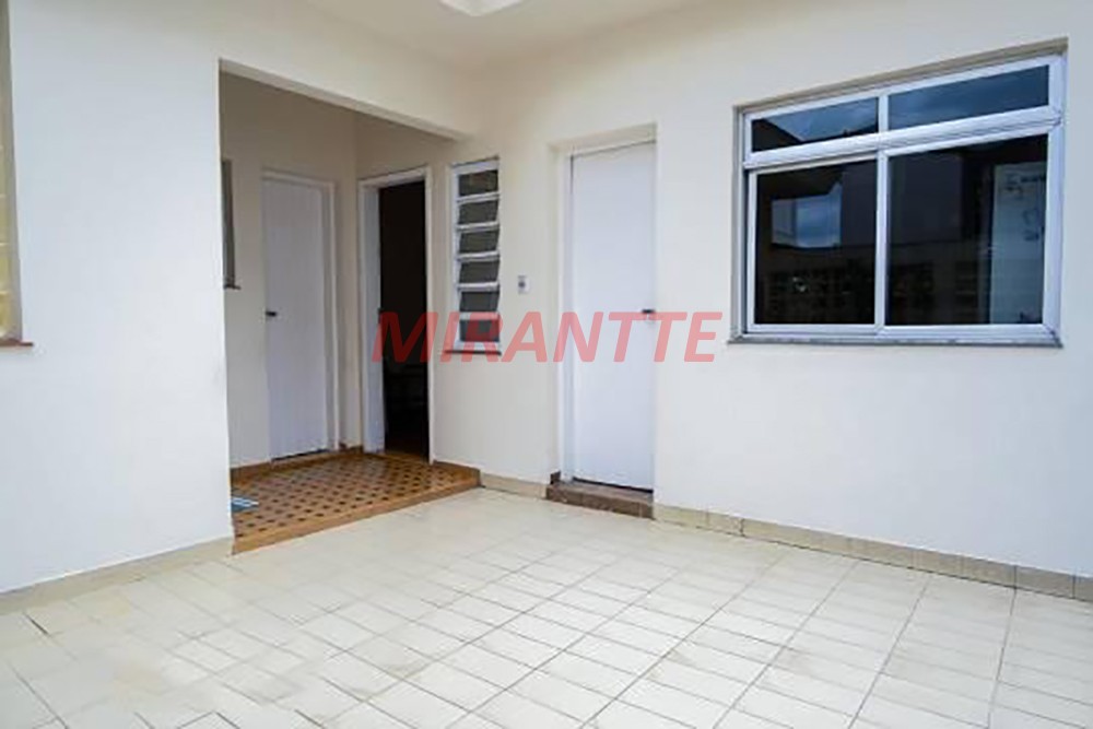 Sobrado de 280m² com 4 quartos em Jardim São Bento
