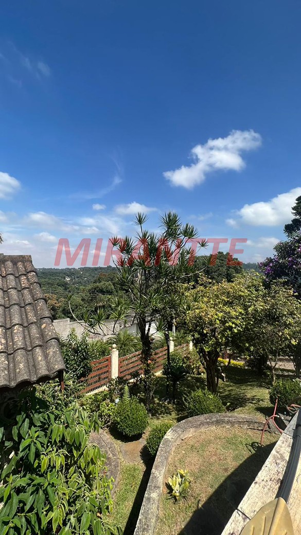 Sobrado de 308m² com 4 quartos em Serra Da Cantareira