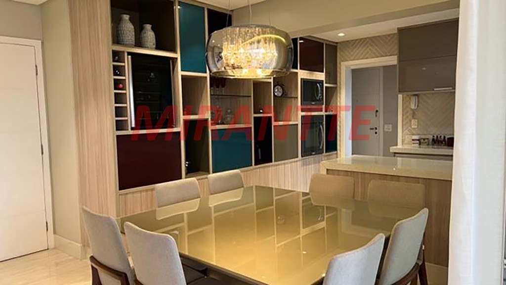 Apartamento de 1.35m² com 3 quartos em Santa Teresinha