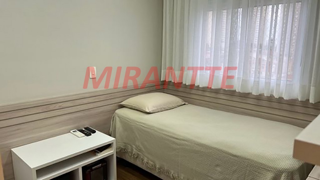 Apartamento de 1.35m² com 3 quartos em Santa Teresinha