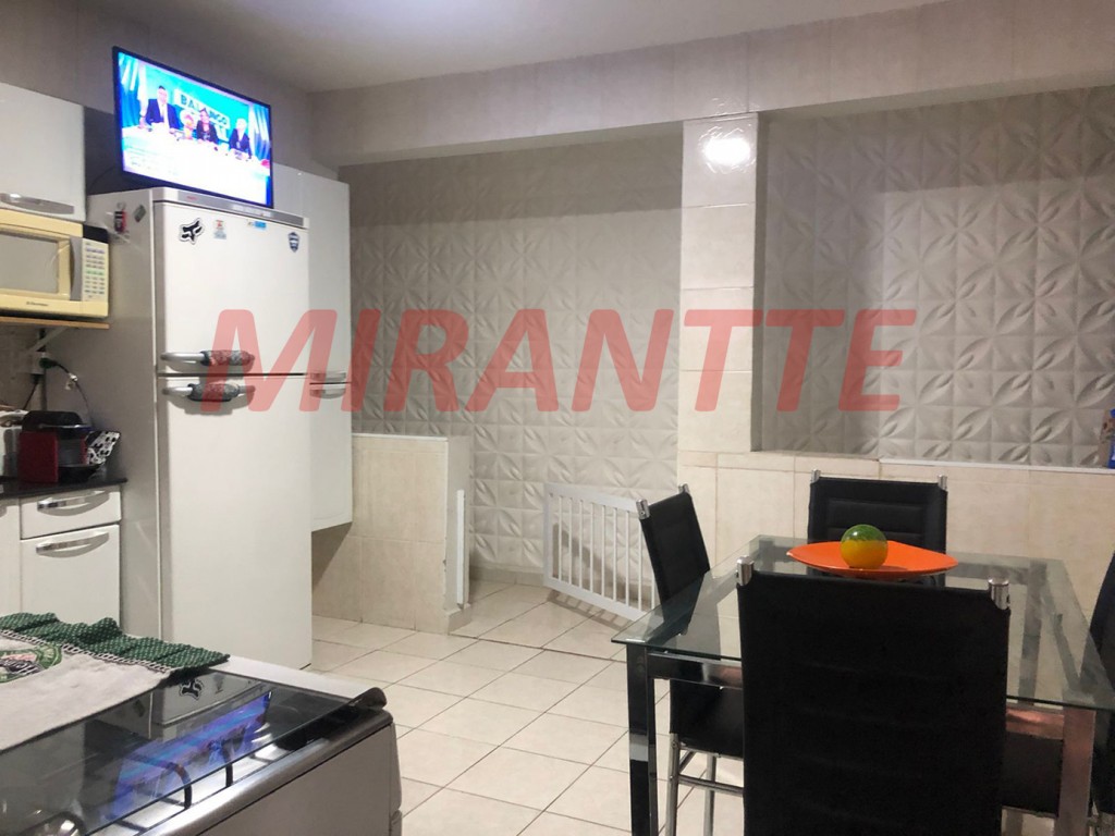Sobrado de 120m² com 2 quartos em Jardim Peri