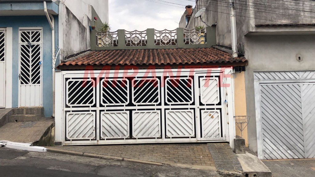Sobrado de 120m² com 2 quartos em Jardim Peri