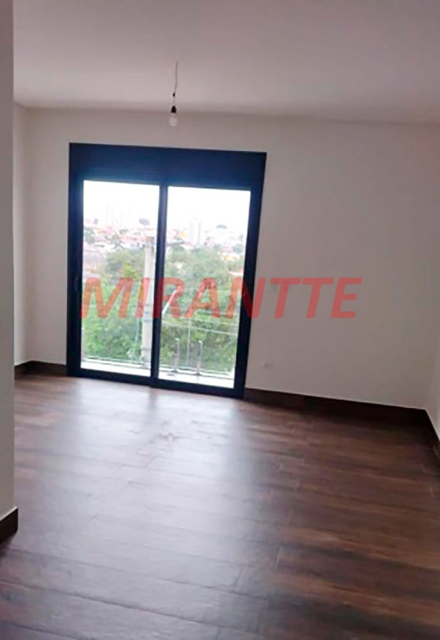 Sobrado de 220m² com 3 quartos em Jardim Guapíra