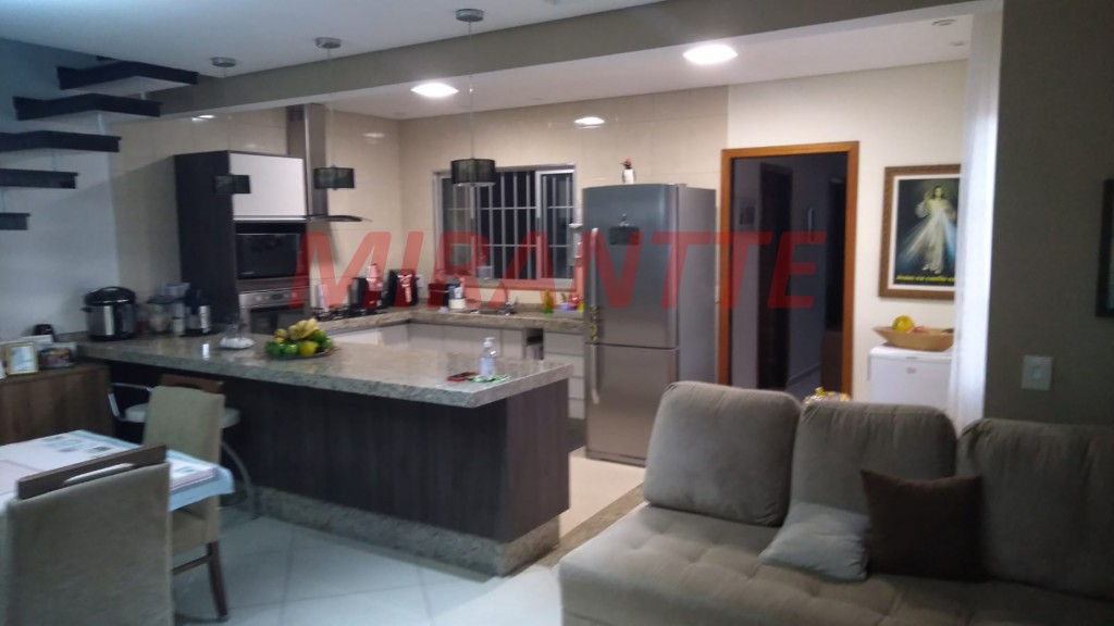Casa terrea de 360m² com 3 quartos em Jardim Almanara