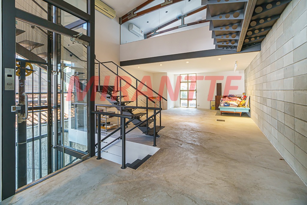 Comercial de 295m² com 3 quartos em Chácara Santo Antônio