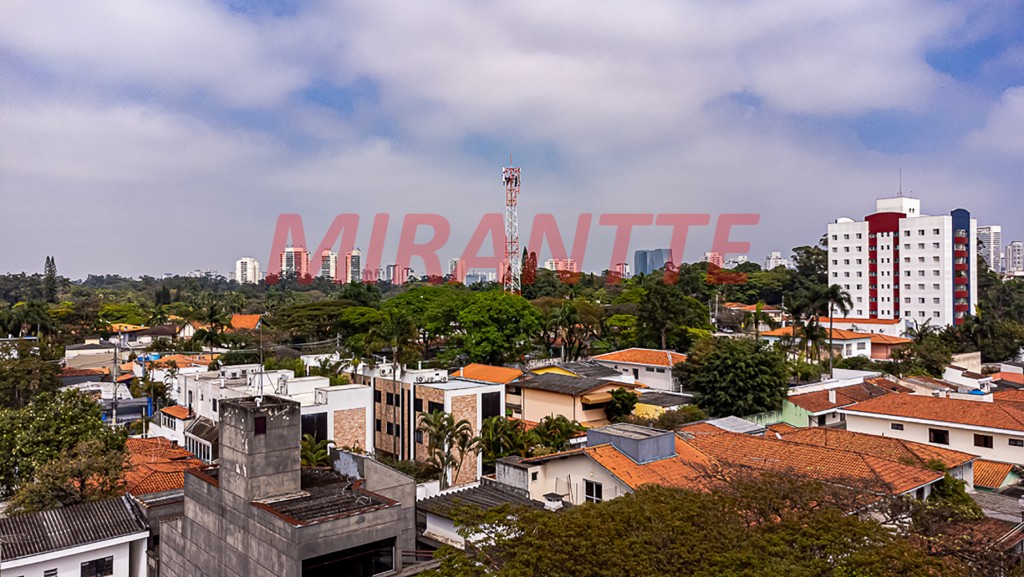 Comercial de 295m² com 3 quartos em Chácara Santo Antônio