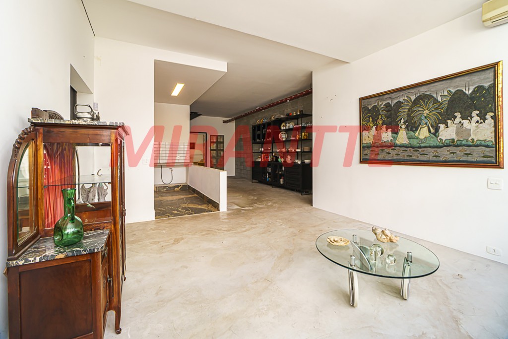 Comercial de 295m² com 3 quartos em Chácara Santo Antônio