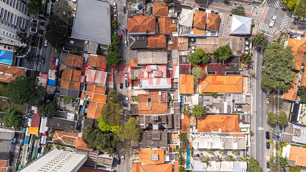 Comercial de 295m² com 3 quartos em Chácara Santo Antônio
