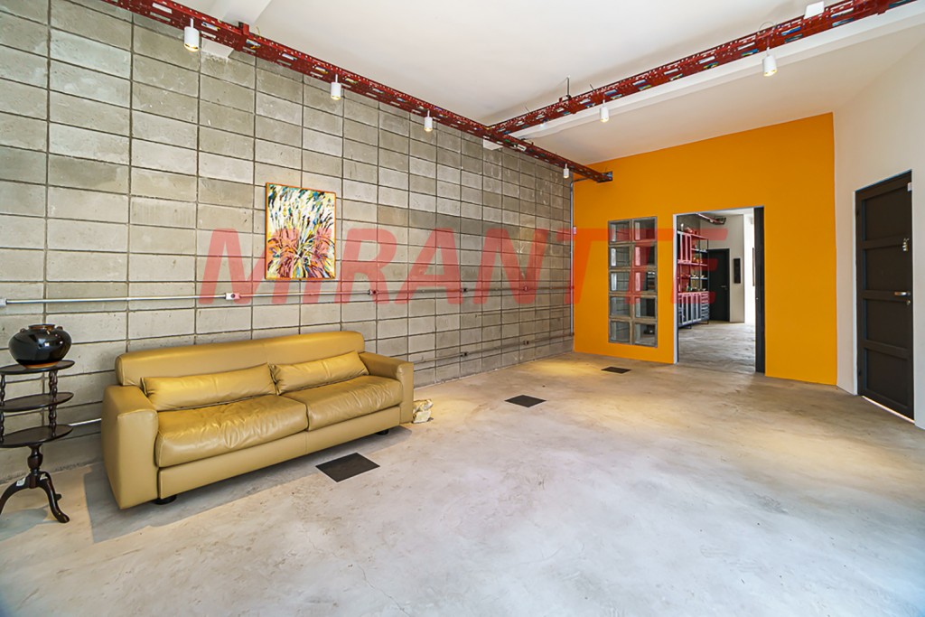 Comercial de 295m² com 3 quartos em Chácara Santo Antônio