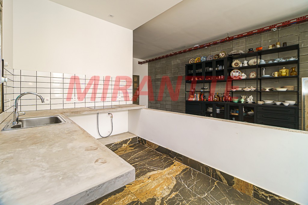 Comercial de 295m² com 3 quartos em Chácara Santo Antônio