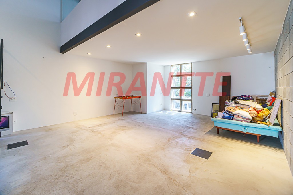 Comercial de 295m² com 3 quartos em Chácara Santo Antônio