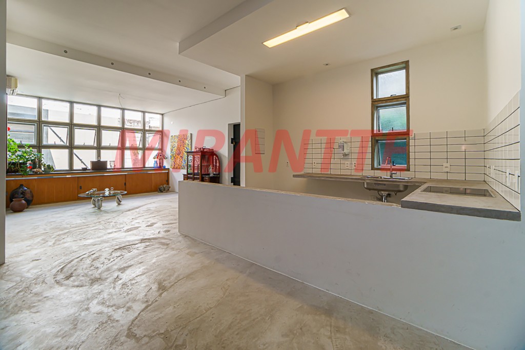 Comercial de 295m² com 3 quartos em Chácara Santo Antônio