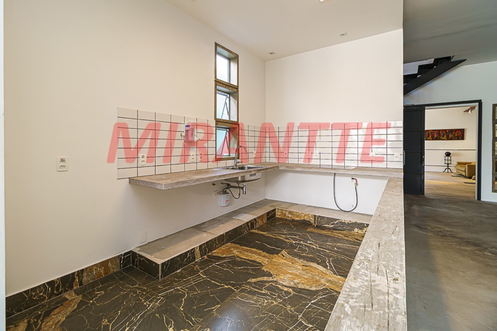 Comercial de 295m² com 3 quartos em Chácara Santo Antônio