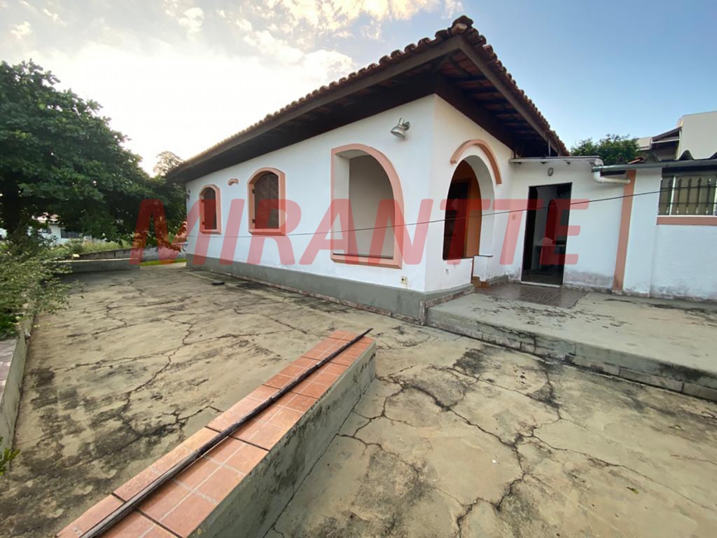 Casa terrea de 290m² com 4 quartos em Centro – Mairiporã