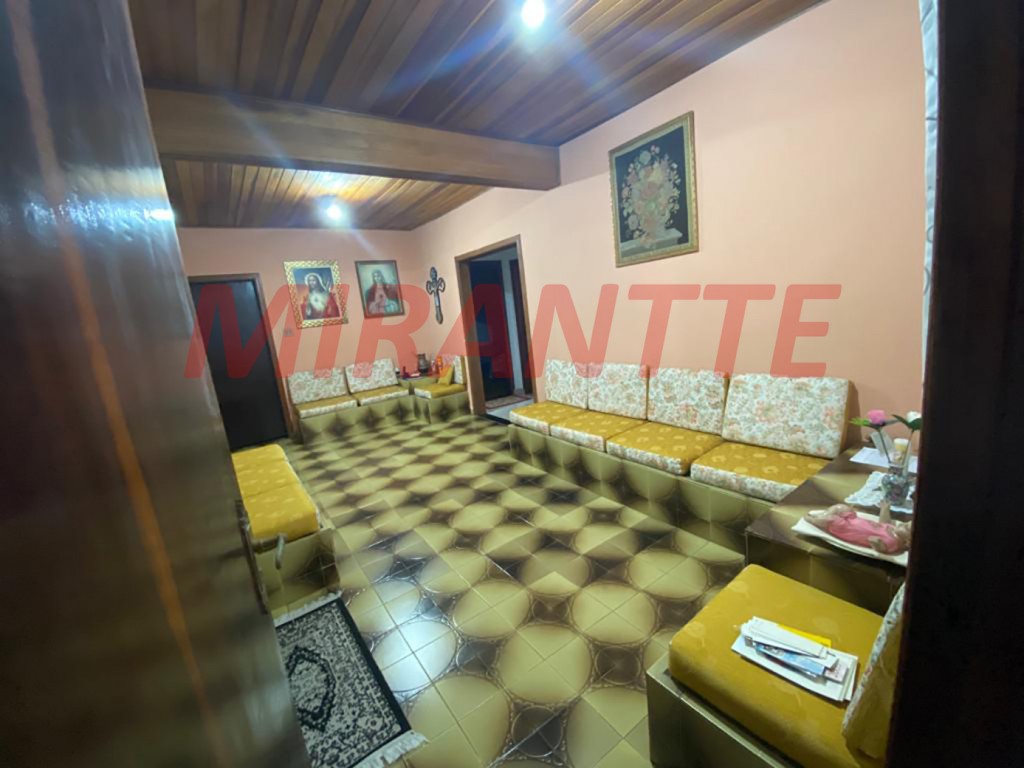 Casa terrea de 290m² com 4 quartos em Centro – Mairiporã
