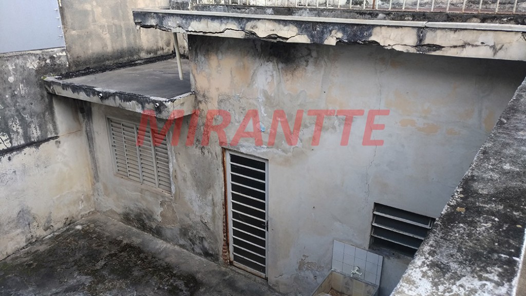 Sobrado de 300m² com 6 quartos em Limão