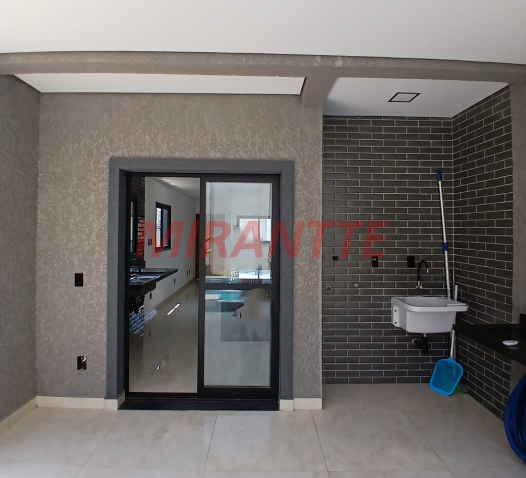 Sobrado de 126m² com 3 quartos em Villas do Jaguari