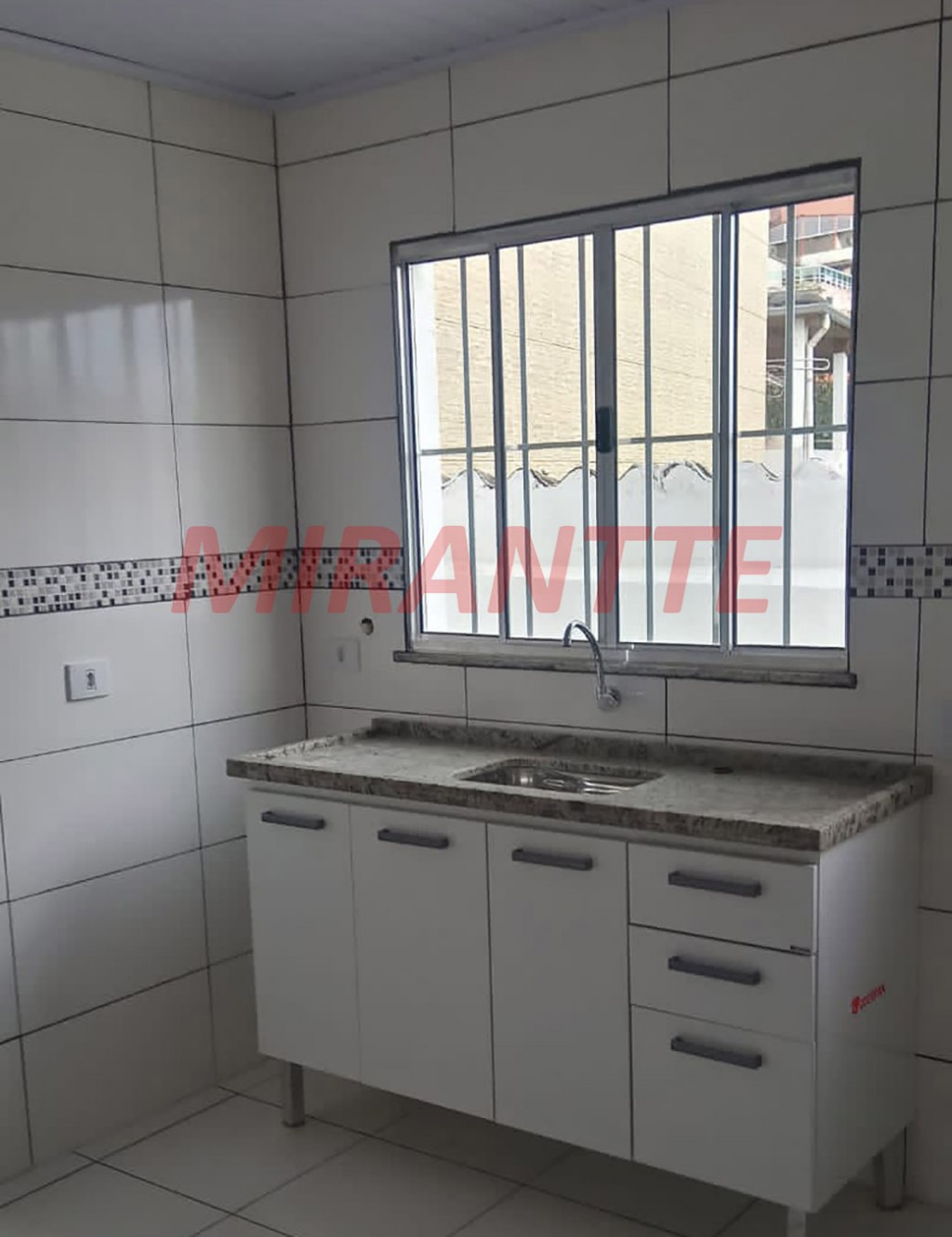 Sobrado de 138m² com 4 quartos em Jardim Santa Cruz