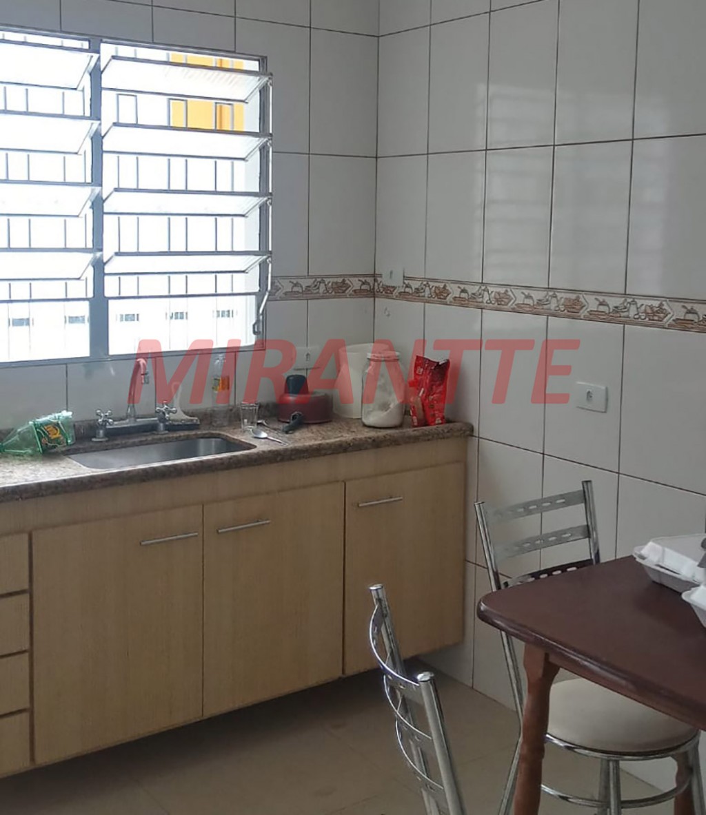 Sobrado de 138m² com 4 quartos em Jardim Santa Cruz