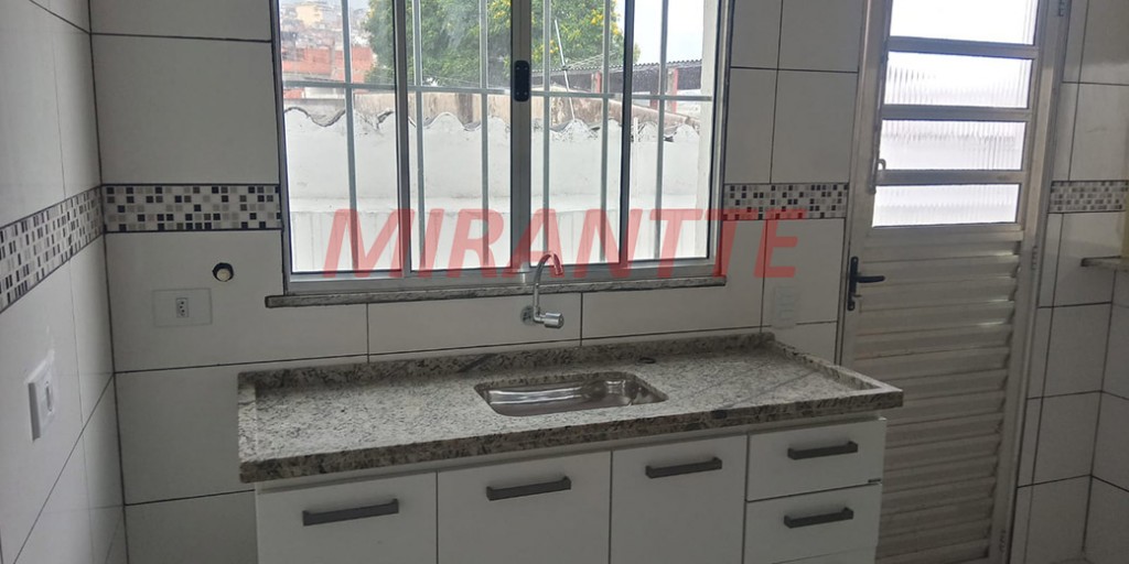 Sobrado de 138m² com 4 quartos em Jardim Santa Cruz