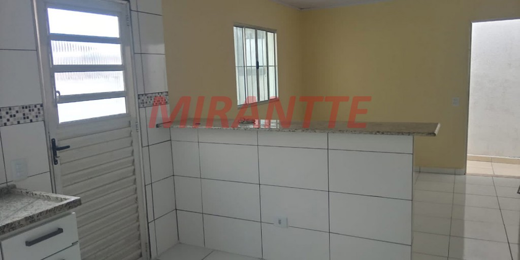 Sobrado de 138m² com 4 quartos em Jardim Santa Cruz