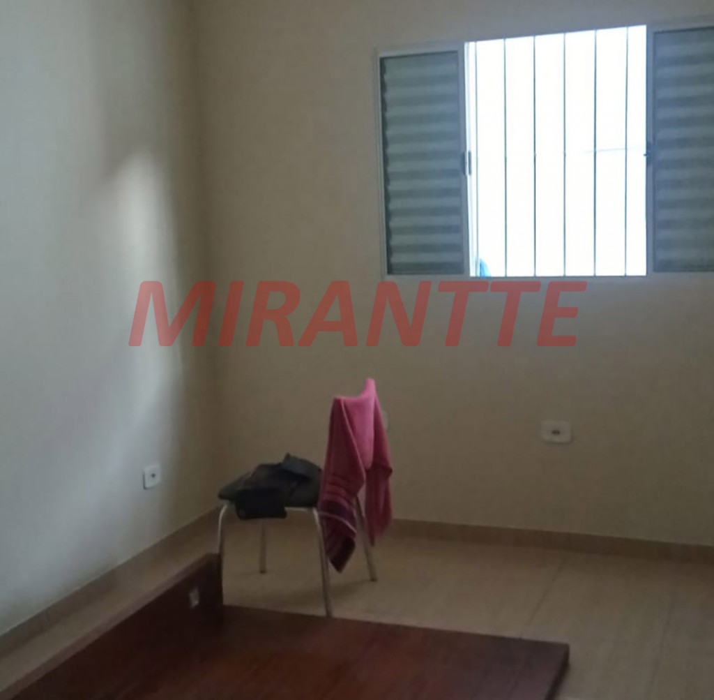 Sobrado de 138m² com 4 quartos em Jardim Santa Cruz