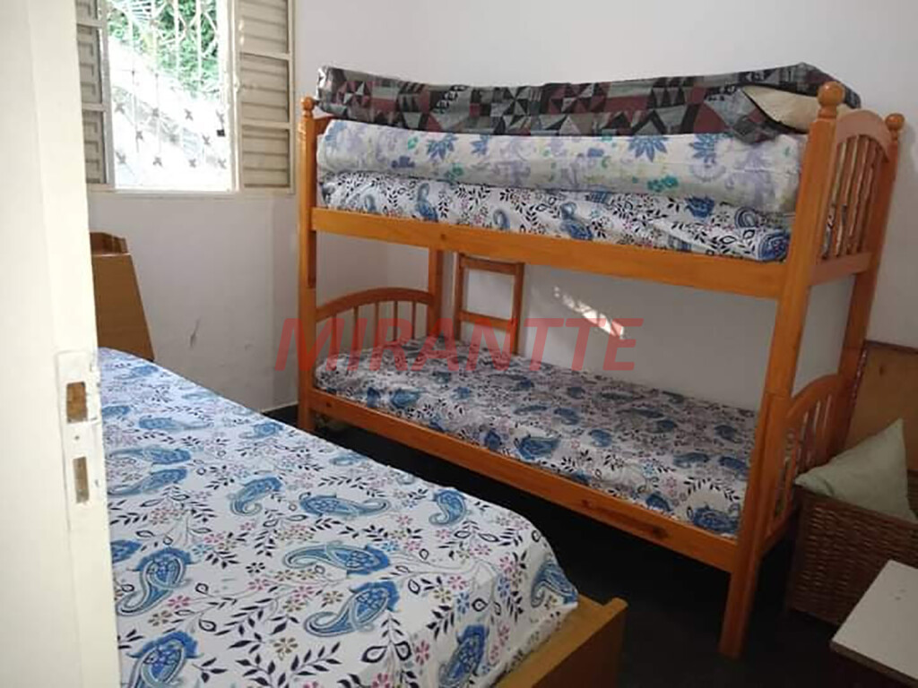 ChÁcara de 260m² com 4 quartos em Condomínio Vale das Montanhas
