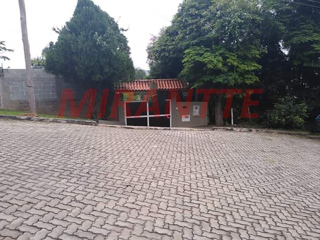 Chácara de 260m² com 4 quartos em Condomínio Vale das Montanhas