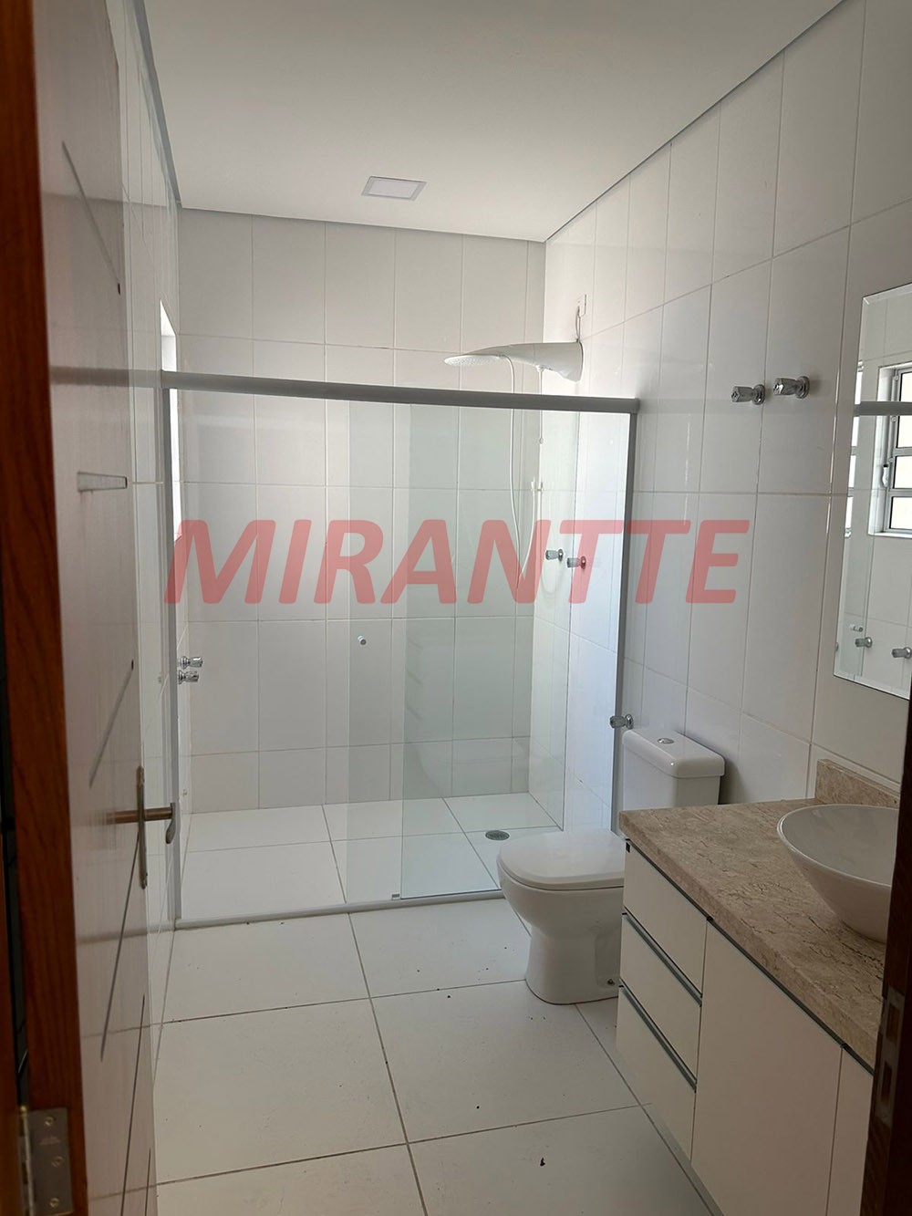 Sobrado de 180m² com 3 quartos em Limão