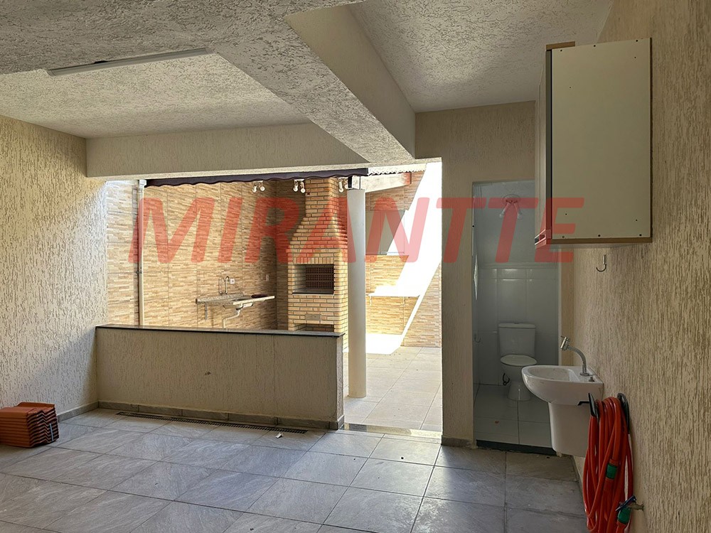 Sobrado de 180m² com 3 quartos em Limão