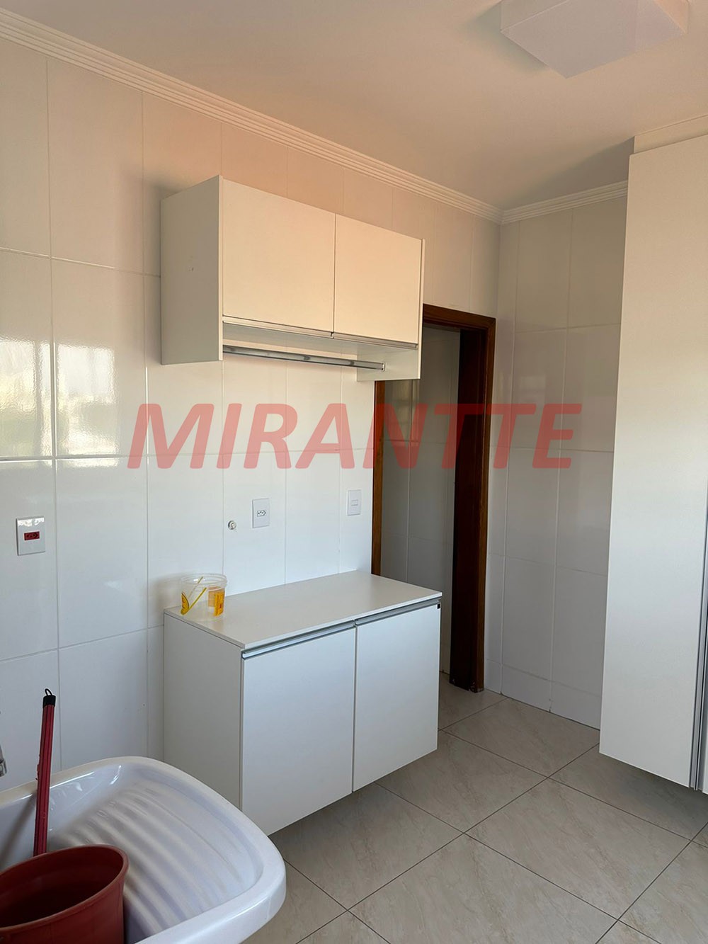 Sobrado de 180m² com 3 quartos em Limão