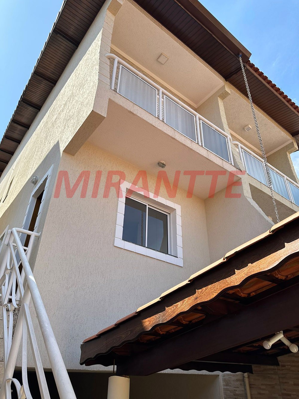 Sobrado de 180m² com 3 quartos em Limão
