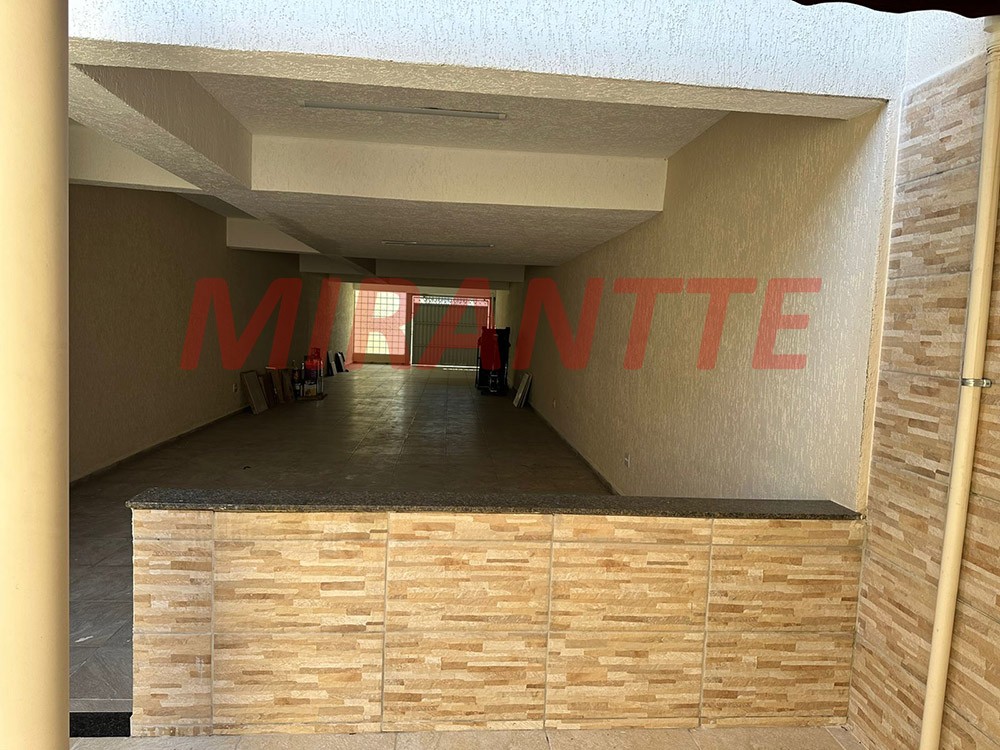 Sobrado de 180m² com 3 quartos em Limão