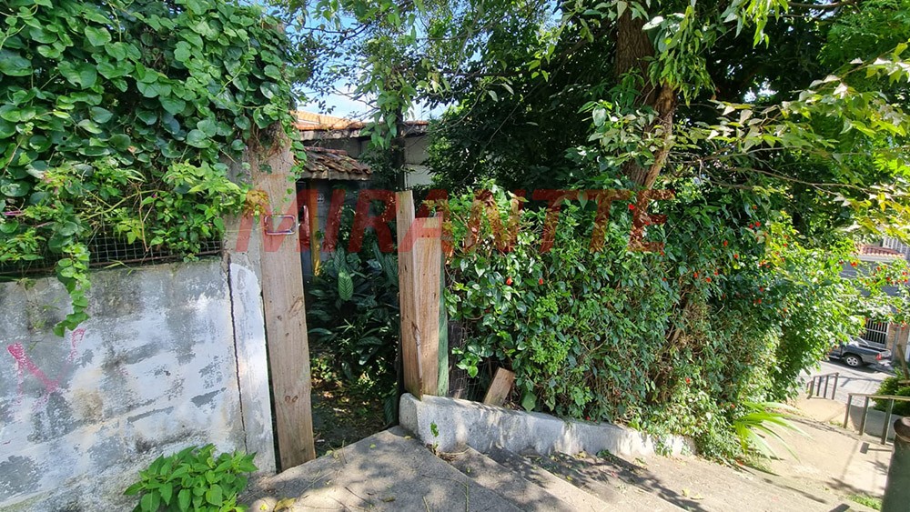 Terreno de 286m² em Vila Mazzei