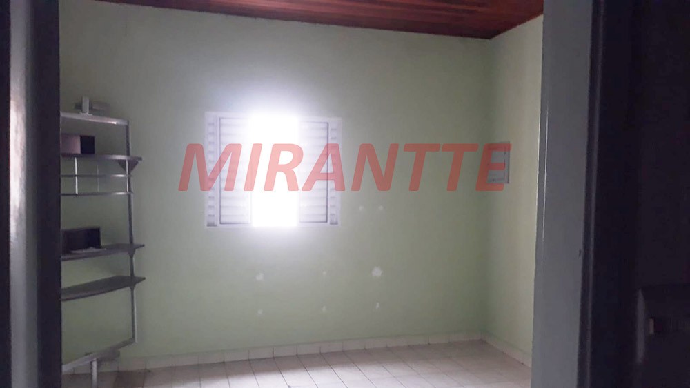 Casa terrea de 70m² com 3 quartos em Vila Mazzei