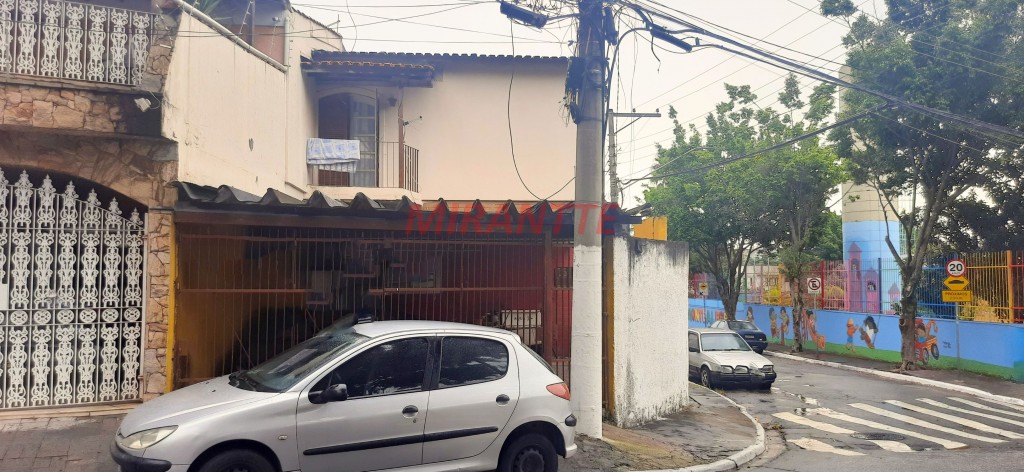 Sobrado de 130m² com 3 quartos em Jardim Monte Alegre