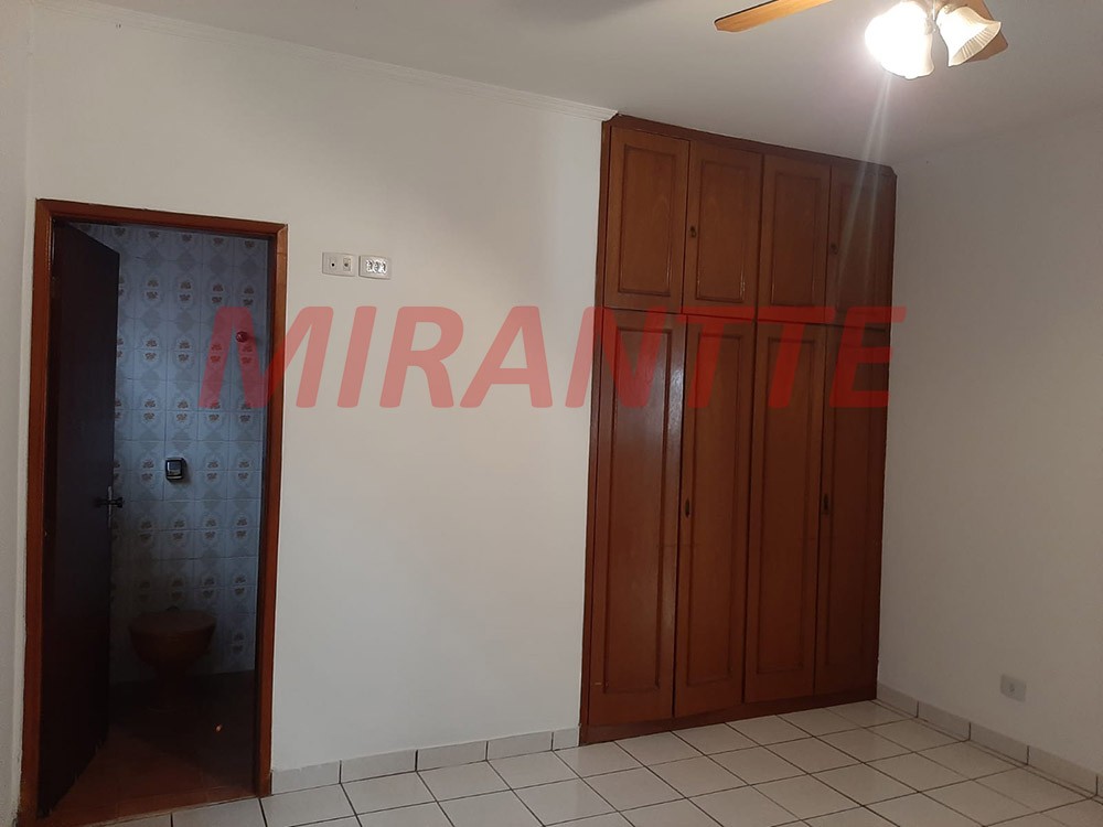 Casa terrea de 235m² com 3 quartos em Parque Vitória