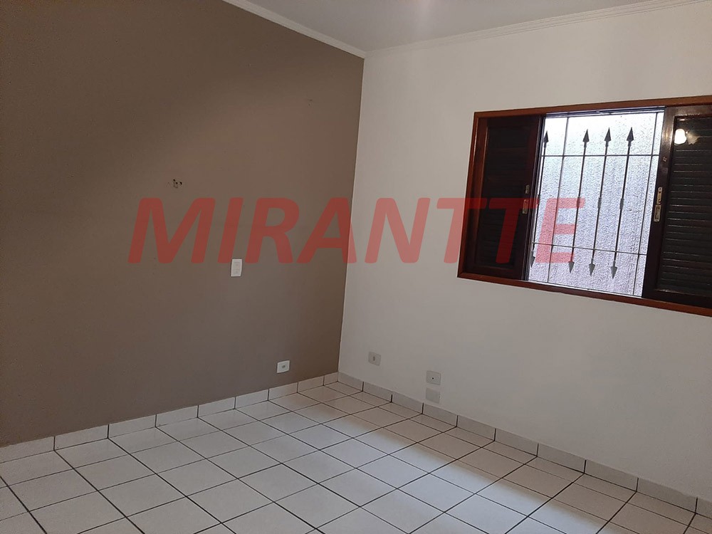 Casa terrea de 235m² com 3 quartos em Parque Vitória