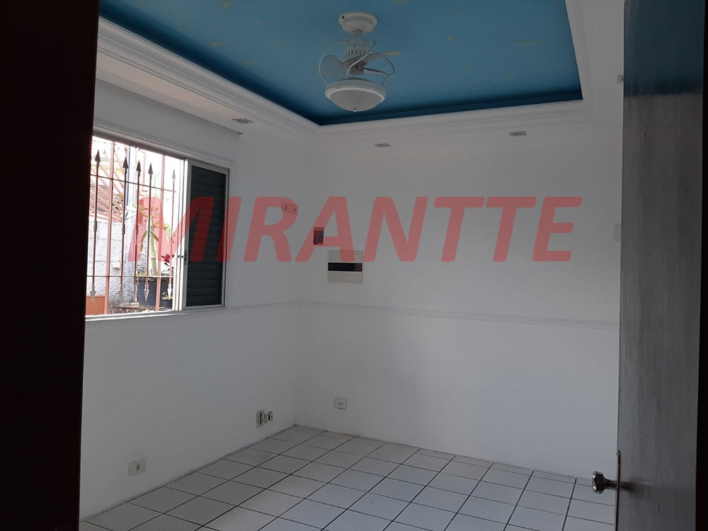Casa terrea de 235m² com 3 quartos em Parque Vitória