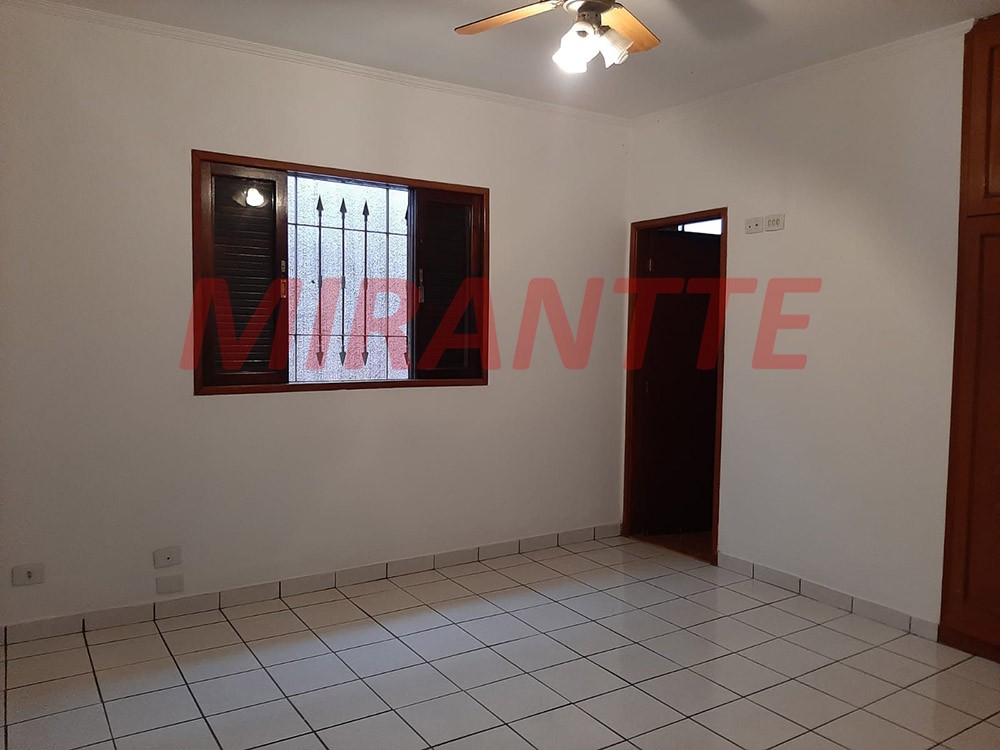 Casa terrea de 235m² com 3 quartos em Parque Vitória