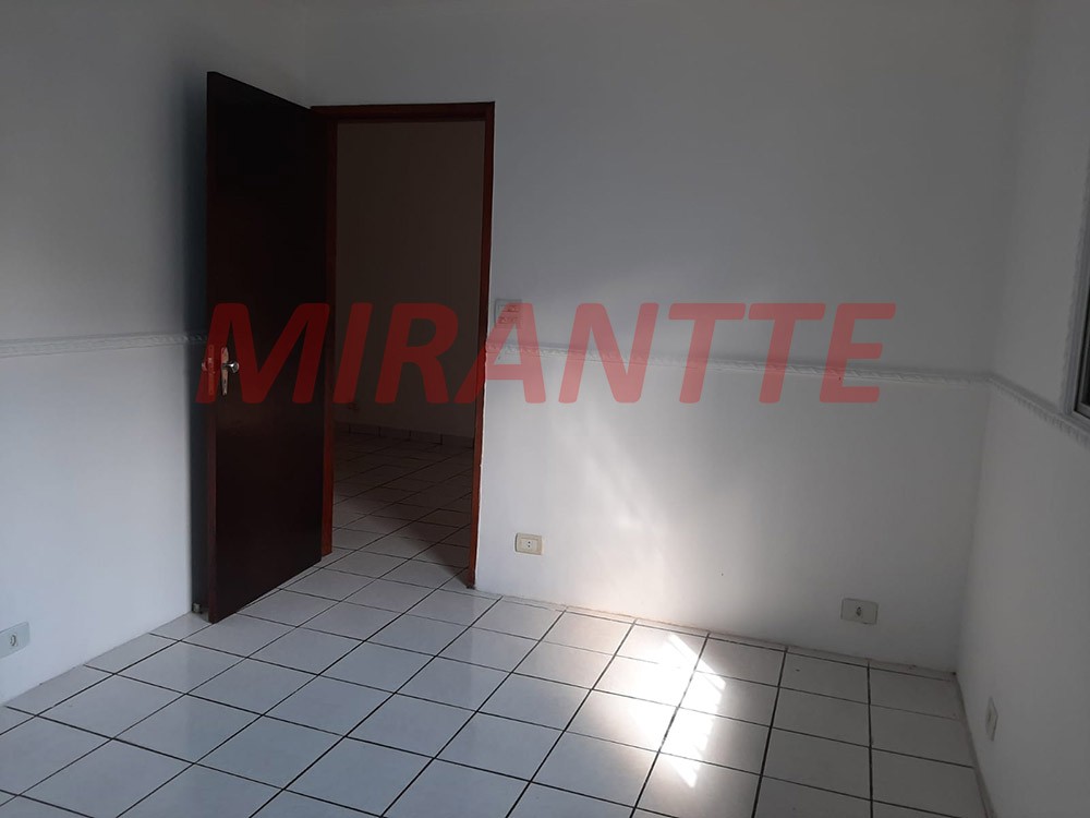 Casa terrea de 235m² com 3 quartos em Parque Vitória