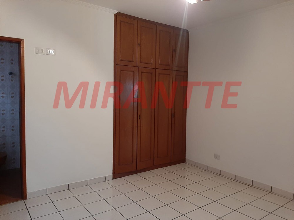 Casa terrea de 235m² com 3 quartos em Parque Vitória