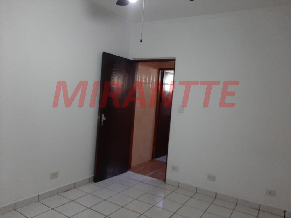 Casa terrea de 235m² com 3 quartos em Parque Vitória